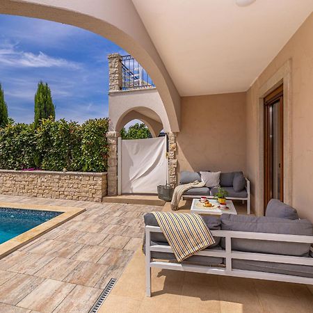 Villa Dijana East Linardici ภายนอก รูปภาพ