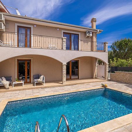 Villa Dijana East Linardici ภายนอก รูปภาพ