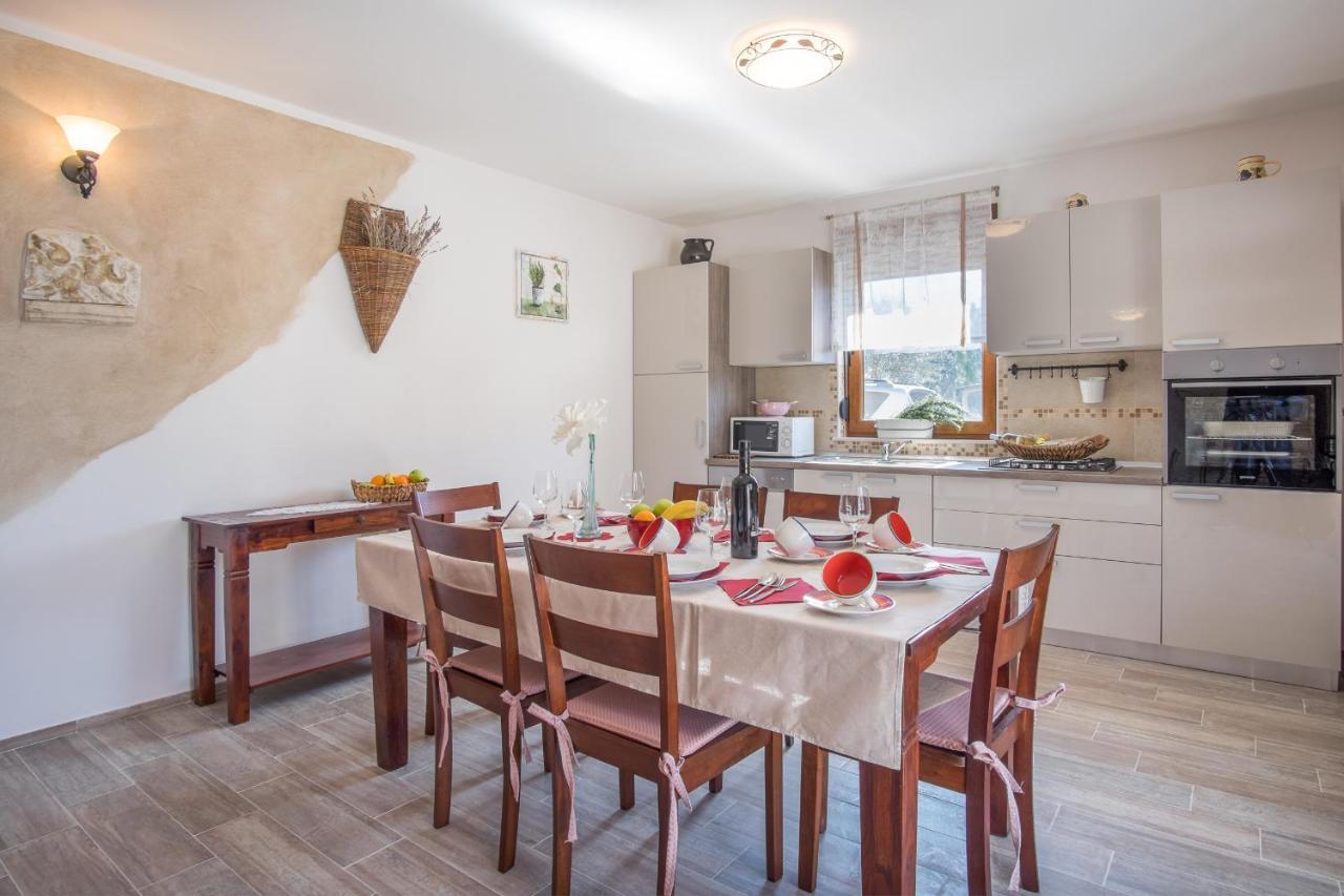 Villa Dijana East Linardici ภายนอก รูปภาพ