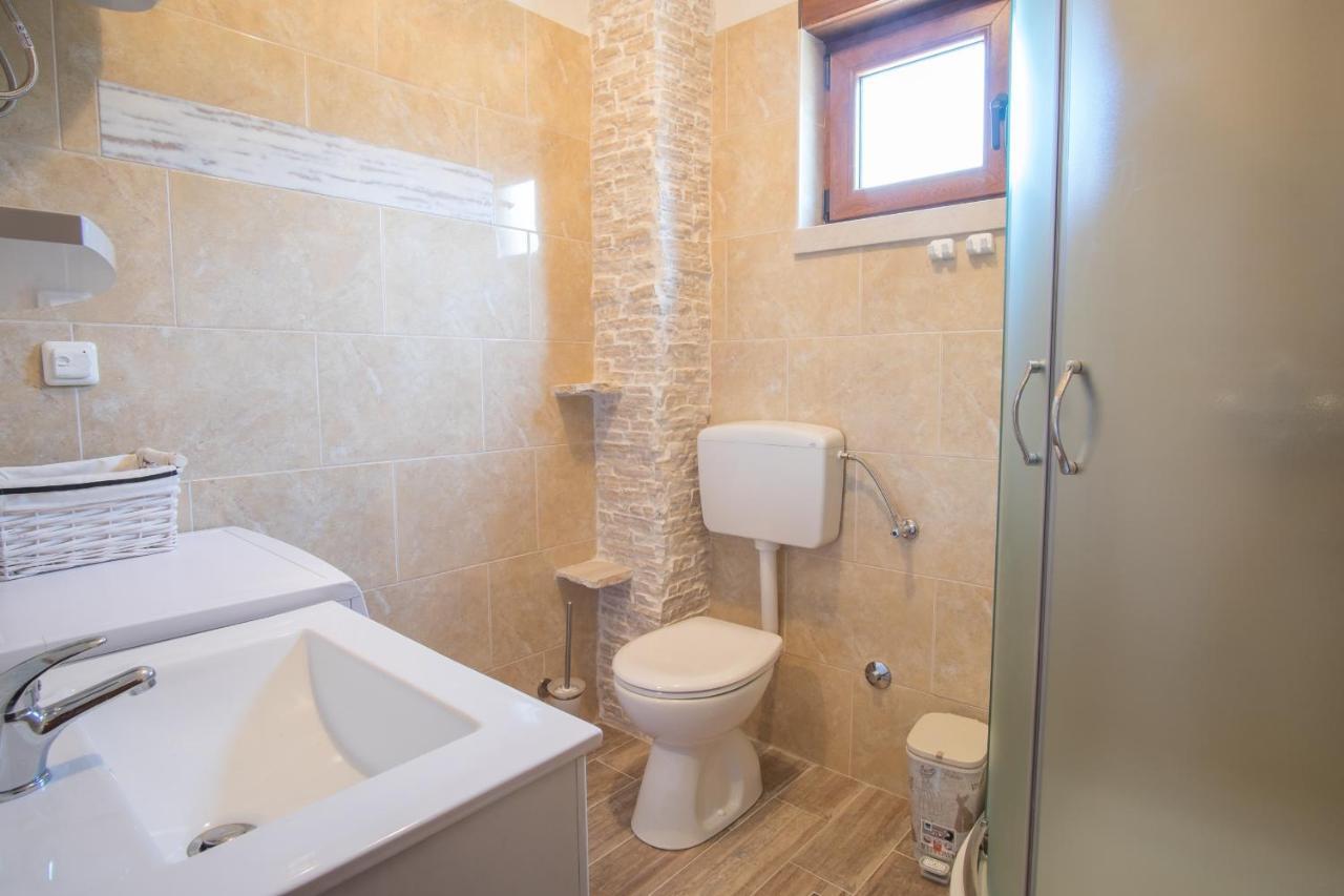 Villa Dijana East Linardici ภายนอก รูปภาพ