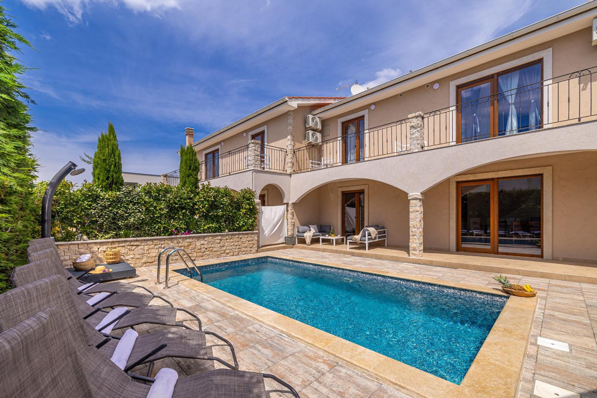 Villa Dijana East Linardici ภายนอก รูปภาพ